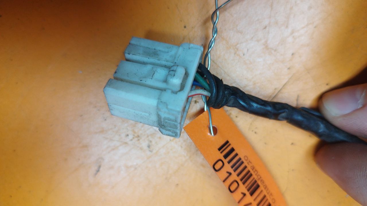 Зеркало наружное правое, 1350 рублей, Смоленск