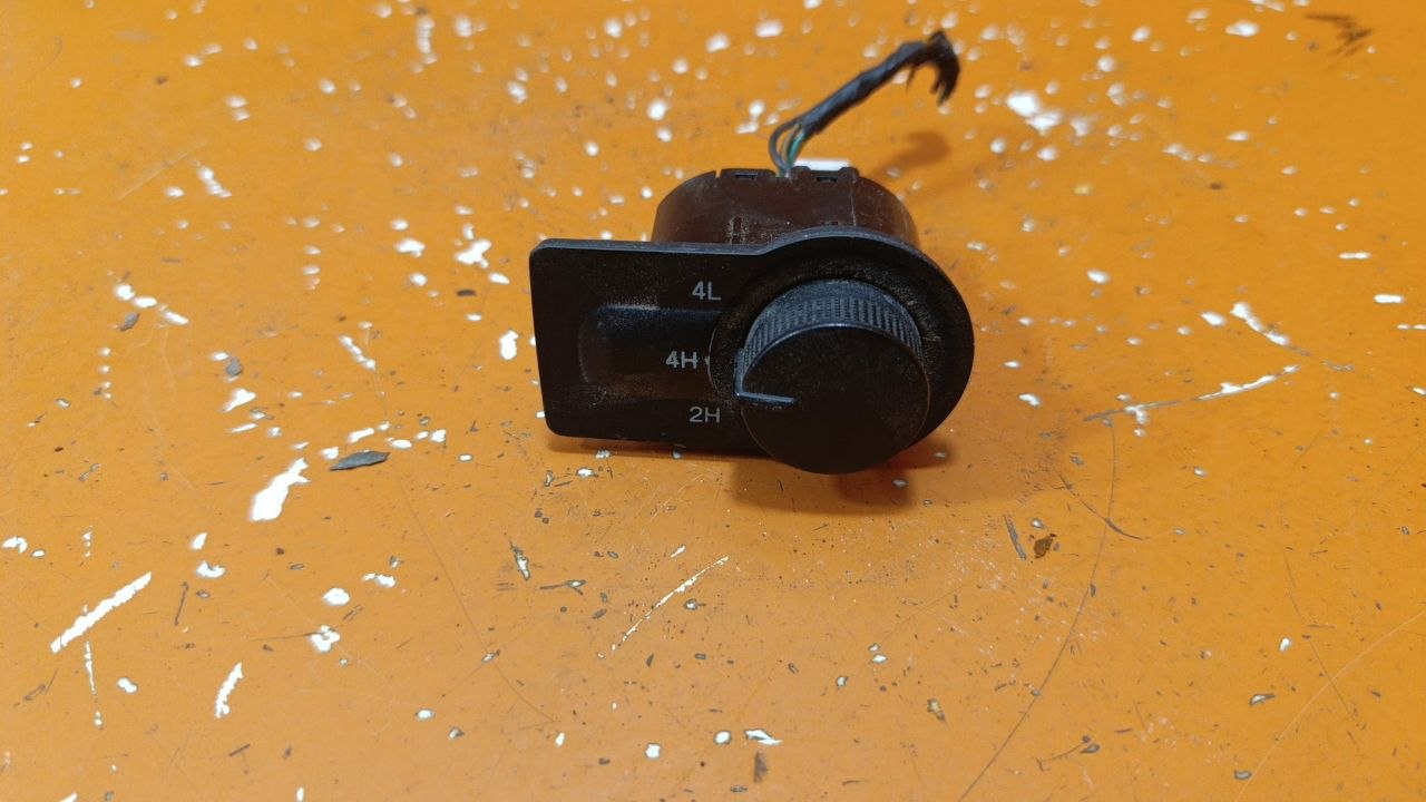 Hyundai Terracan 1 поколение (2001-2004) Переключатель полного привода 93260h1200 01020524