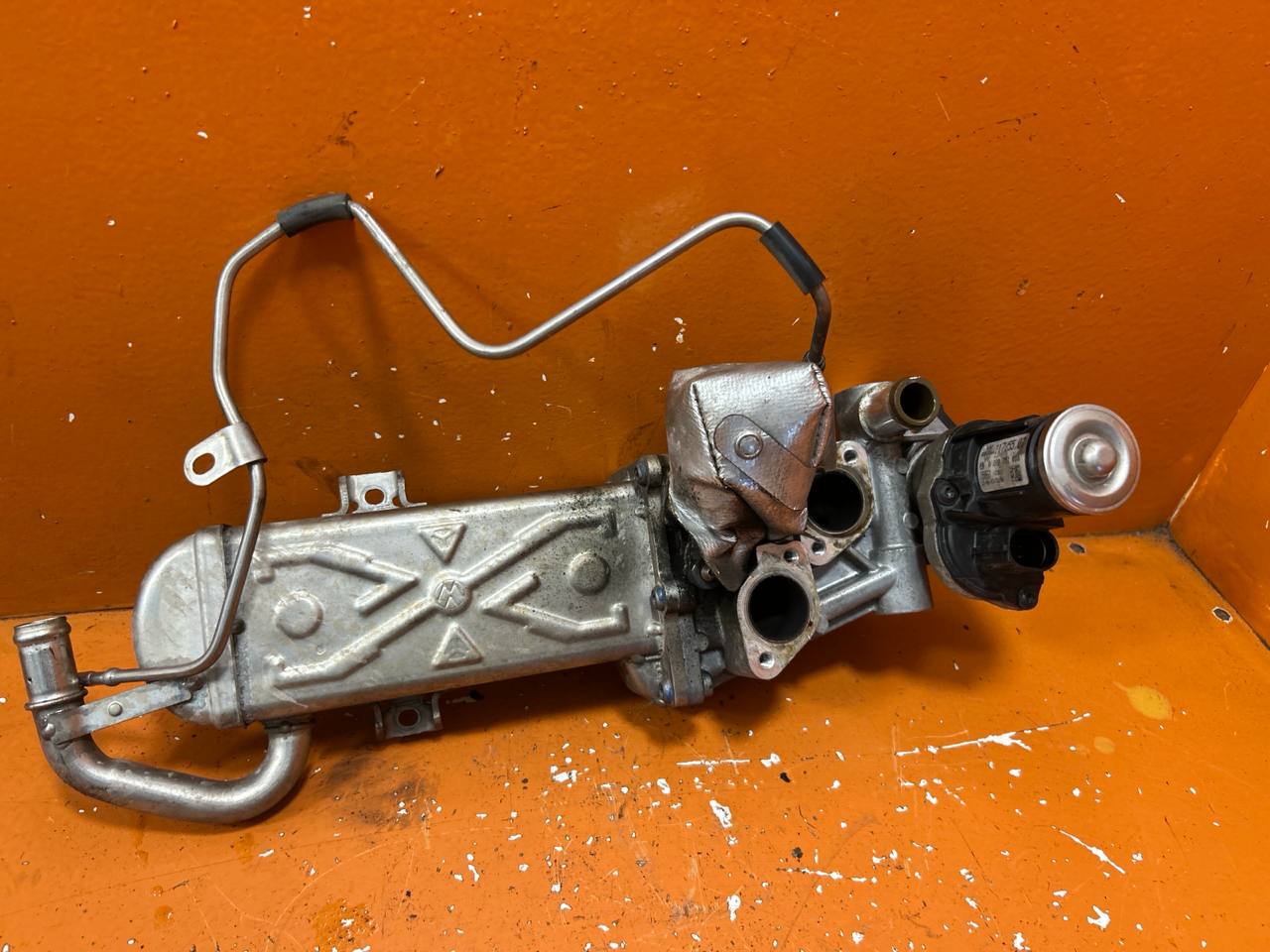 Volkswagen Passat B7 (2010—2015) Радиатор EGR 03L131512C, 0280751016 01023845