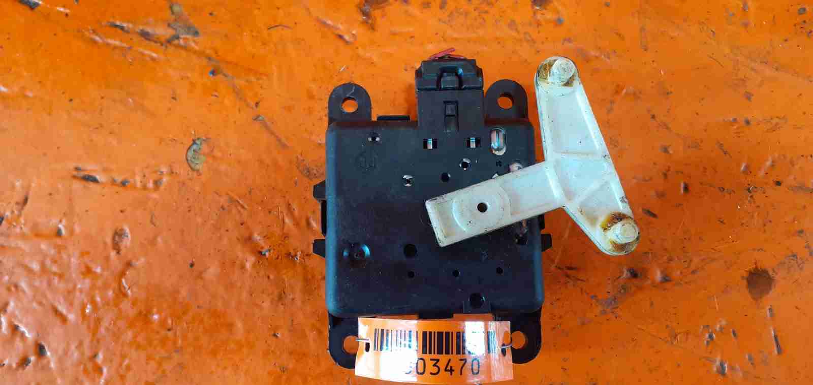 Nissan Almera Tino Моторчик заслонки печки 1003470