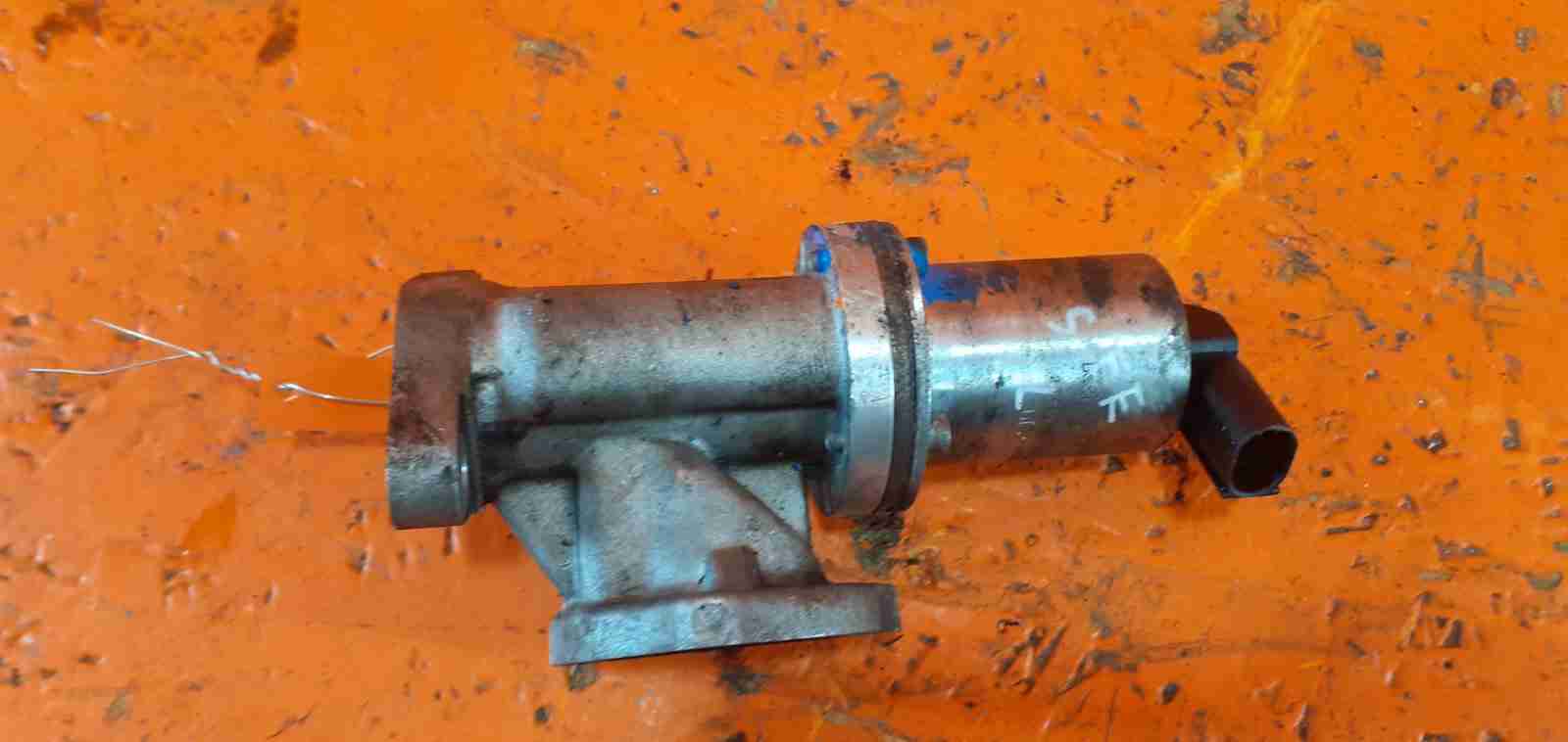 Hyundai Santa Fe Клапан EGR 1003589