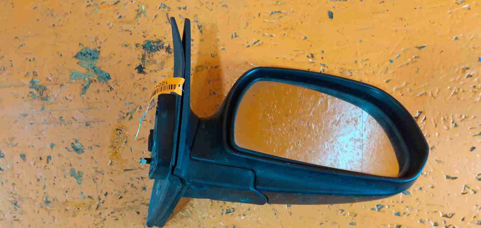 Hyundai Elantra Зеркало наружное правое 1004056